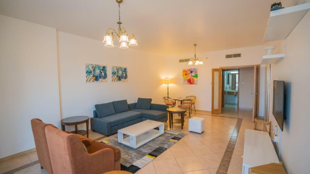 דובאי The Holiday Homes מראה חיצוני תמונה
